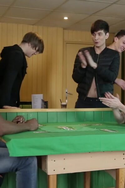 Black piste – scene 4