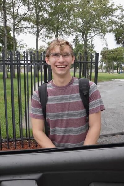 Nerdy guy surprise (darron bluu, archie bakk)