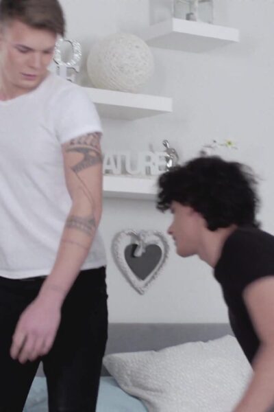 Sightseeing!, sc3 (jim bridges, tyler scott)