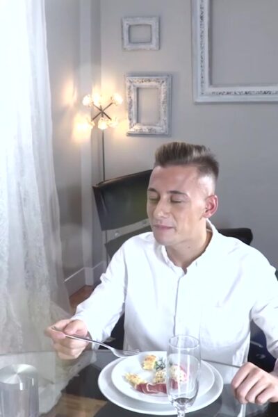 Rich bitch – scene 1 (2017)