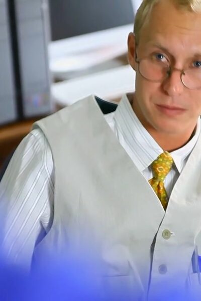 Taylor admits crush on teacher