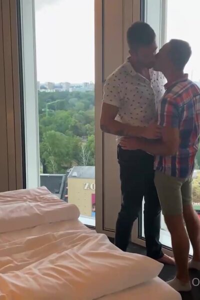 Dennisxl vadim romanov flip flop